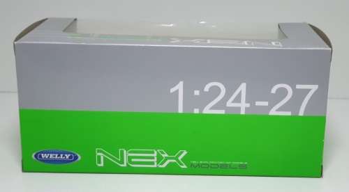 Land Rover Defender - 1:24-27. Nex Models. Welly Die Cast