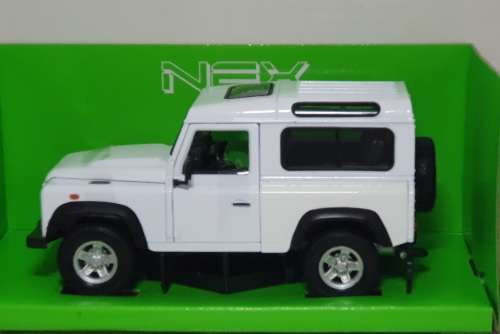 Land Rover Defender - 1:24-27. Nex Models. Welly Die Cast