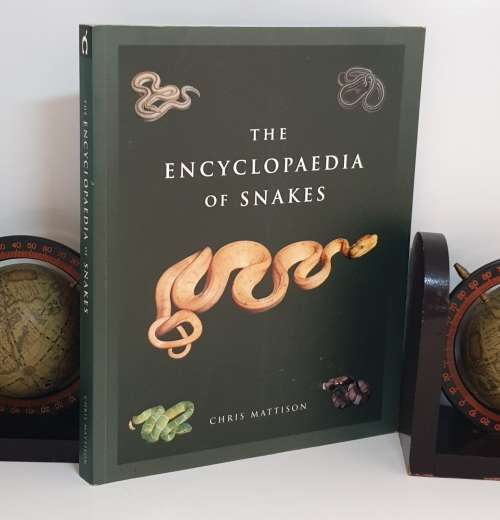 The Encyclopaedia of Snakes - Chris Mattison