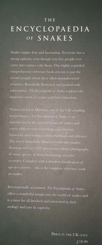 The Encyclopaedia of Snakes - Chris Mattison