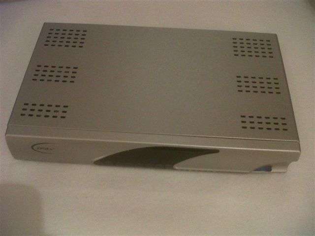 DSTV DECODER 1110 WITH REMOTE