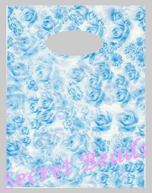 * CLEARANCE * 15 X 20cm - Blue & White Roses Plastic Gift / Shopping Bag - 50pcs