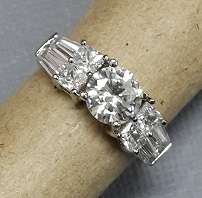 *** NEW *** 2 rings per lot - Silver Plated Cocktail Rings Size 8