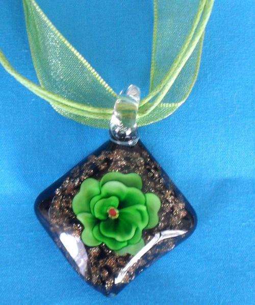 Murano Glass Style Pendant with Inset (3D Effect) Flower-Unique & Different-NO RESERVE !