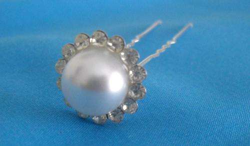 Silver Hair Pin With Decorative Pearl & Diamante Flower - Stunning ! NO RESERVE !!!
