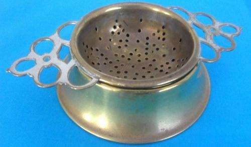 UNUSUAL & VERY NICE TEA STRAINER & BRASS BOWL SET - NO RESERVE ! (See all photos in listing)