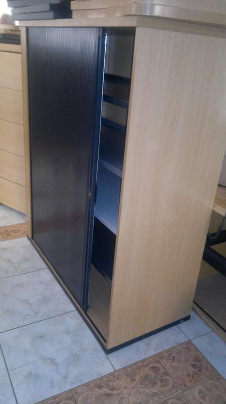 SLIDING DOOR FILING CABINET WITH METAL SHELVES