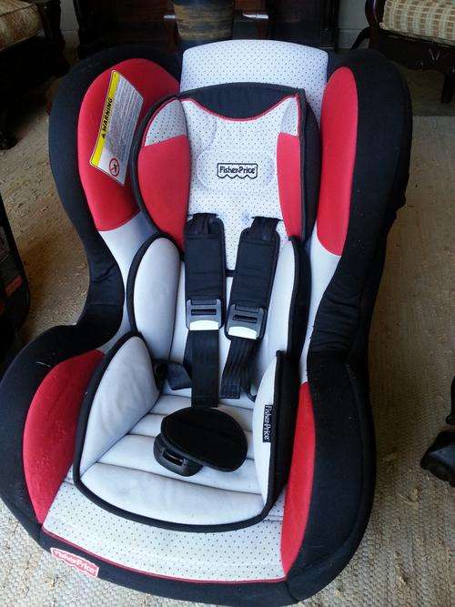 Fisher-Price Safe Convertible Car Seat