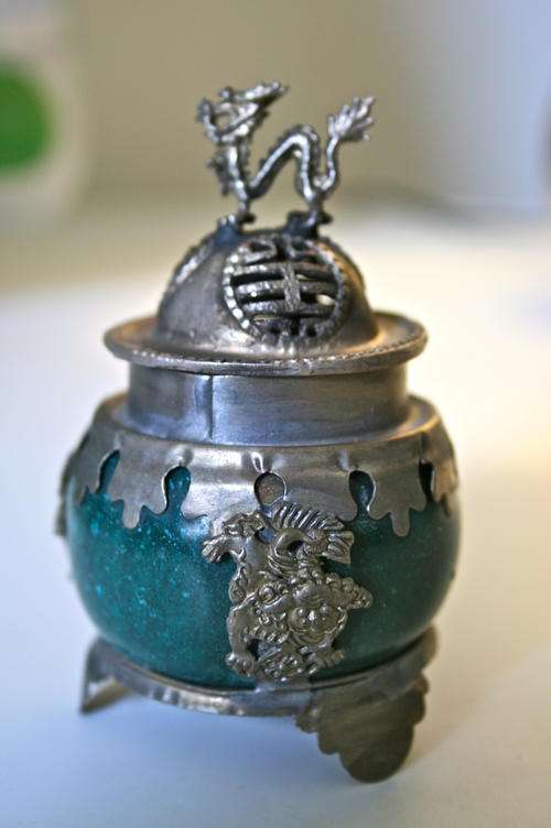 Tibetan Incense Burner (Xianglu)