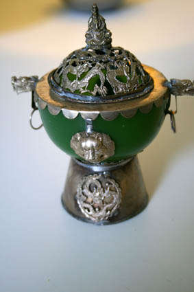 VINTAGE JADE INCENSE BURNER (XIANGLU)
