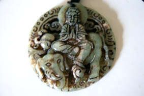 VINTAGE JADE AMULET (THOKCHA) BUDDHA ON ELEPHANT