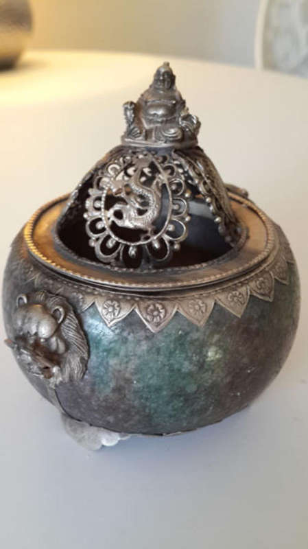 Tibetan Incense Burner (Xianglu)