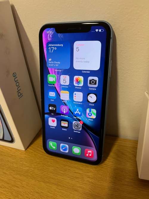iPhone XR Blue 64gb