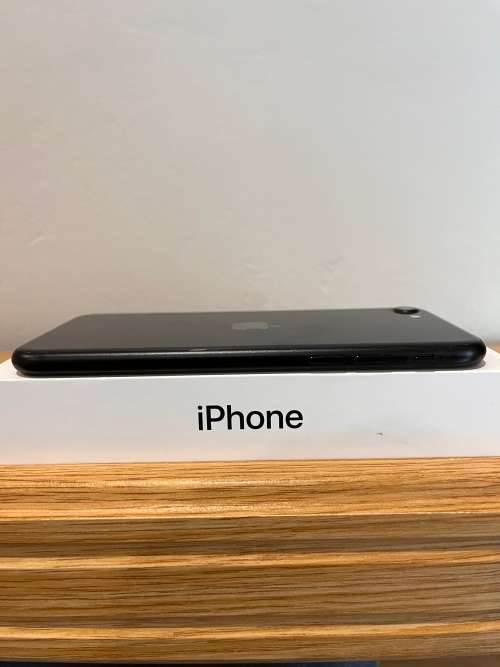 iPhone SE2020 Black 64gb