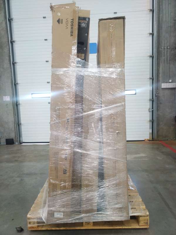 Bulk Lot of Damaged TVs: Samsung, Hisense & More