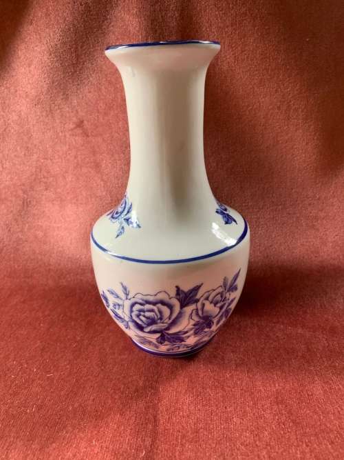 Delft Vintage Vase, Regent China, handpainted,  Delft blue