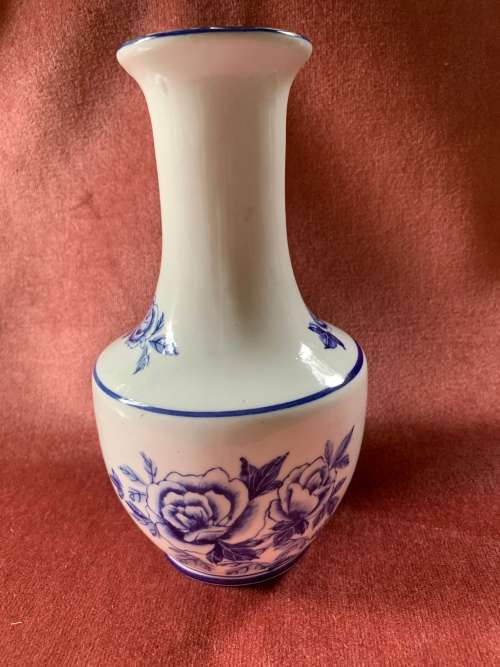 Delft Vintage Vase, Regent China, handpainted,  Delft blue