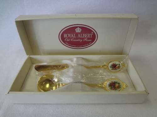 Royal Albert - Old Country Roses Butterknife & Jam Spoon - as per photo