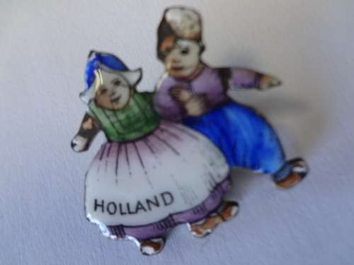 Vintage Costume Jewelry Holland Brooch - @ CRAZY R1 start