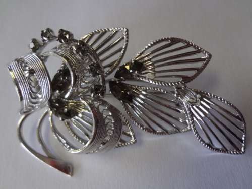 Vintage Costume Jewelry Brooch - @ CRAZY R1 start
