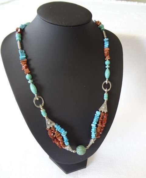 Necklace with turquoise stones 31 cm  - as per photo