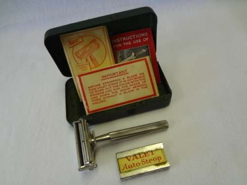 Gillette Valet Auto Strop Razor in Case with Blades - as per photo