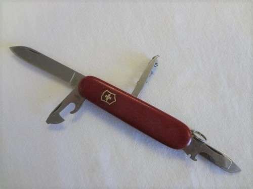 Victorinox Swiss Army Pocket Knife - as per photo