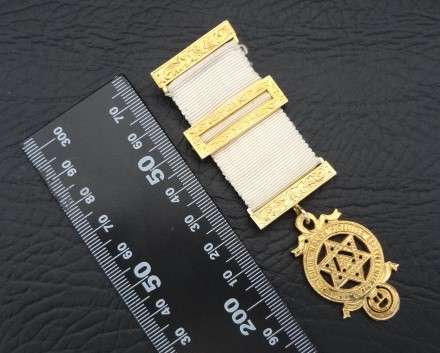 Masonic Royal Arch Companion Breast Pin as per photo