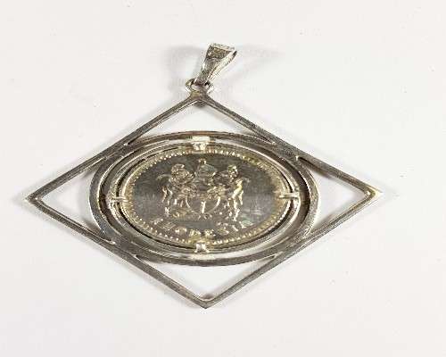 1975 Rhodesia 5c in Sterling Silver Pendant as per photo