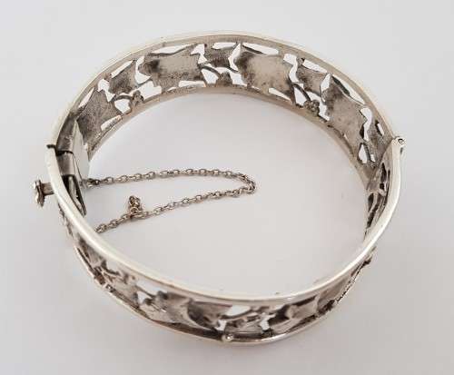925 Vintage Sterling Silver Bangle weight 27.4g as per photo
