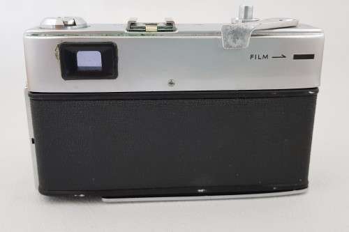 Minolta Hi-Matic 9 Rokkor 1:1,7 f=45mm not tested as per photo