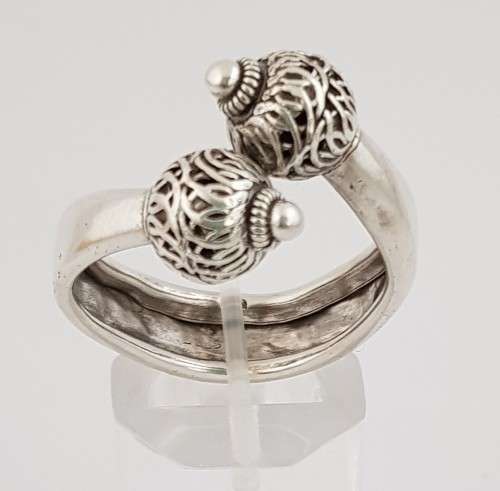 925 Sterling Silver Ring weight 4,6g size Q as per photo