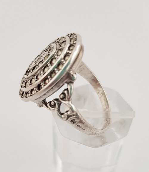 925 Sterling Silver Marcasite (missing some) Ring weight 4,2g size N -  as per photo