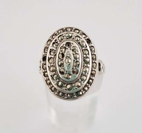 925 Sterling Silver Marcasite (missing some) Ring weight 4,2g size N -  as per photo