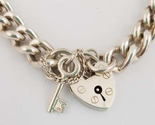 925 Sterling Silver Charm Bracelet weight 35,1g as per photo