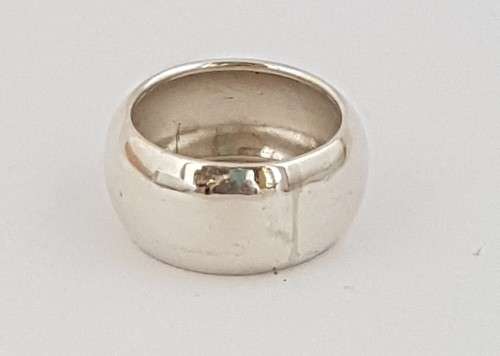 925 Sterling Silver Ring weight 7,8g size N as per photo