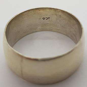 925 Sterling Silver Ring weight 5,6g as per photo