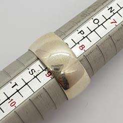 925 Sterling Silver Ring weight 5,6g as per photo