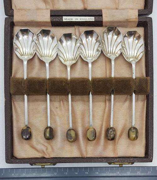 Art Deco Set of 6 Coffee Bean Teaspoons in Original Box as per photo