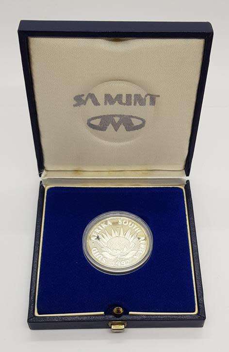 1992 South Africa Commemorative R1 SA Mint as per photo