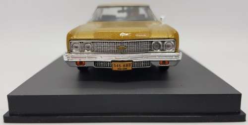 Bond 007 - Live and Let Die - Chevrolet Bel Air model car as per photo