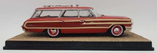 Bond 007 - Goldfinger - Ford Country Squire model car as per photo