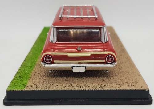 Bond 007 - Goldfinger - Ford Country Squire model car as per photo