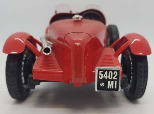 1931 Bburago Alfa Romeo 2300 Monza scale 1:18 model car as per photo
