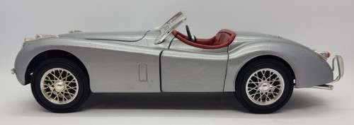 1948 Jaguar XK-120 ERTL 1:18 model car as per photo