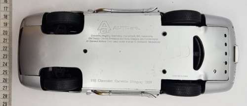 1959 Chevrolet Corvette Stingray Racer AutoArt model car as per photo