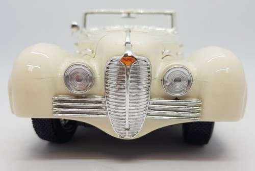 1937 Delahaye Spider-type 165 Cabriolet Guiloy Spain model car as per photo