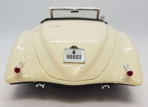 1937 Delahaye Spider-type 165 Cabriolet Guiloy Spain model car as per photo