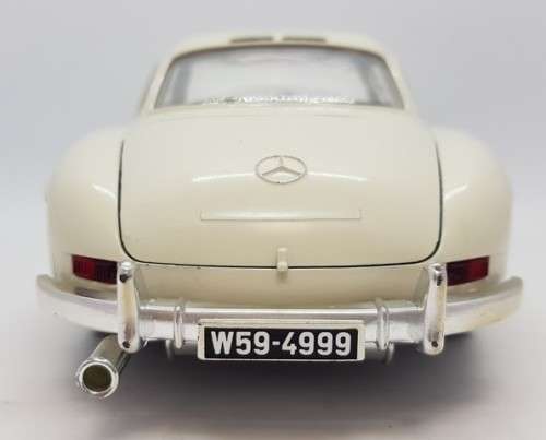 1954 Mercedes Benz 300SL Gullwing model car as per photo