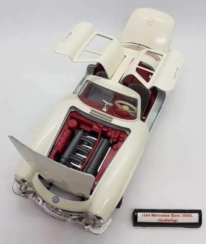 1954 Mercedes Benz 300SL Gullwing model car as per photo